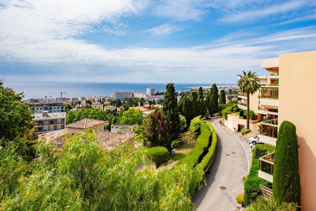 Aparthotel Riviera - La Terrasse De Clairefontaine - Fabron Nizza Kültér fotó