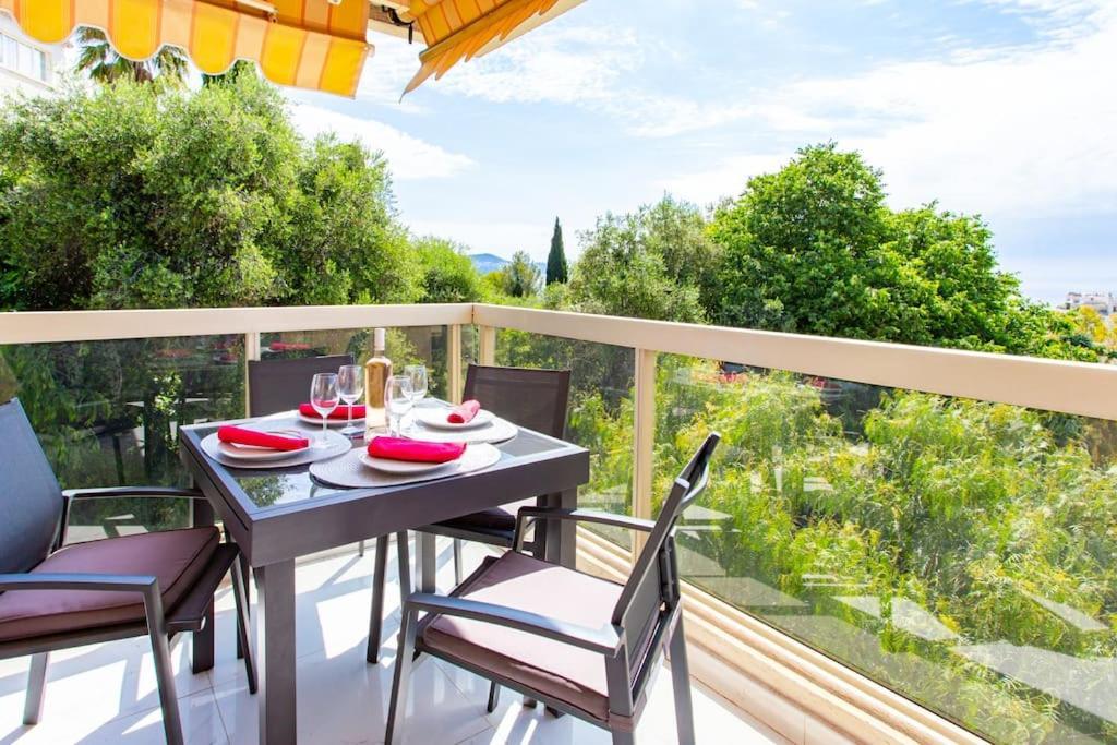 Aparthotel Riviera - La Terrasse De Clairefontaine - Fabron Nizza Kültér fotó