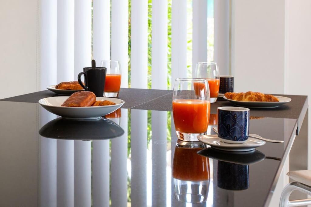 Aparthotel Riviera - La Terrasse De Clairefontaine - Fabron Nizza Kültér fotó