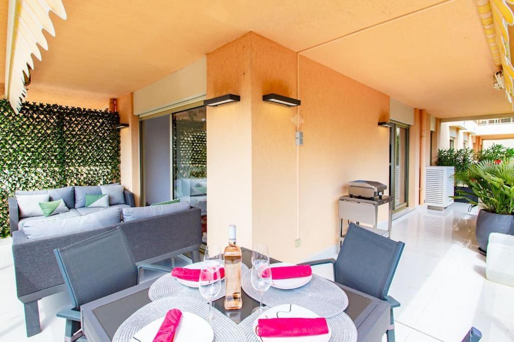 Aparthotel Riviera - La Terrasse De Clairefontaine - Fabron Nizza Kültér fotó